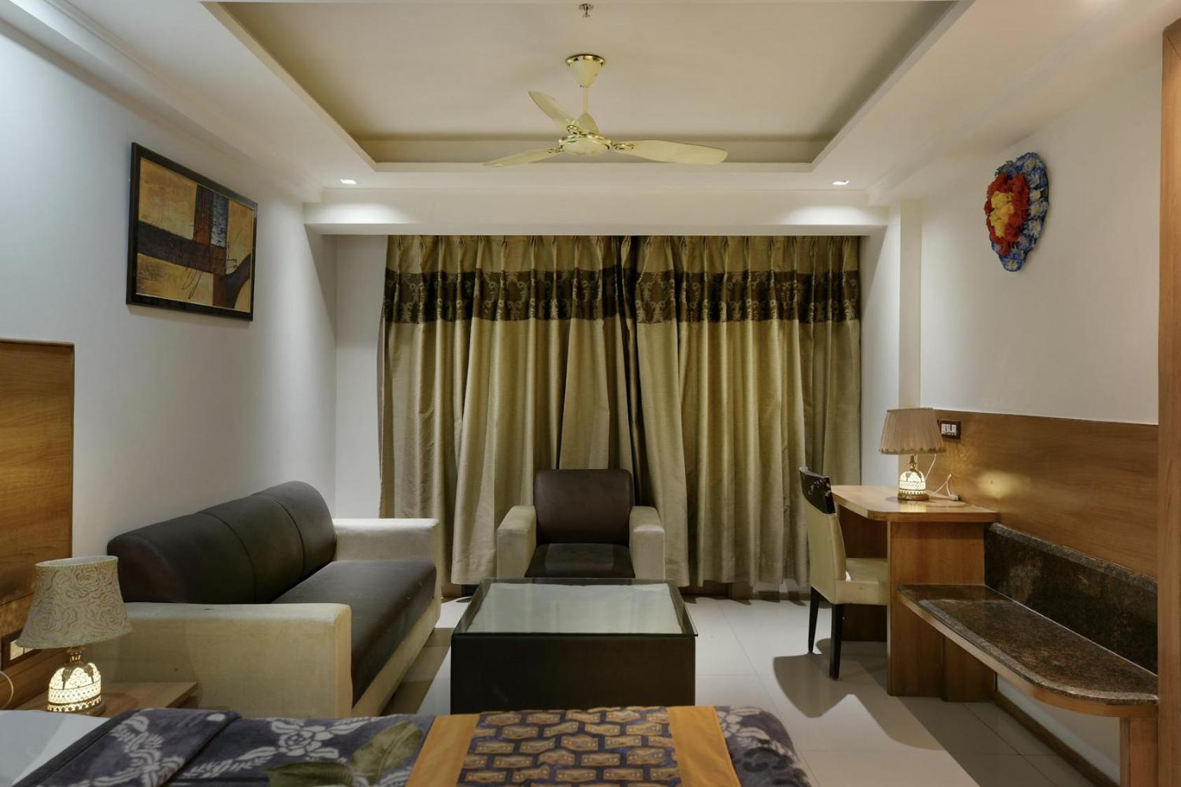 Hotel Lotus Paradise - Banquet & Dining - Near Murthal Sukhdev Rāi エクステリア 写真