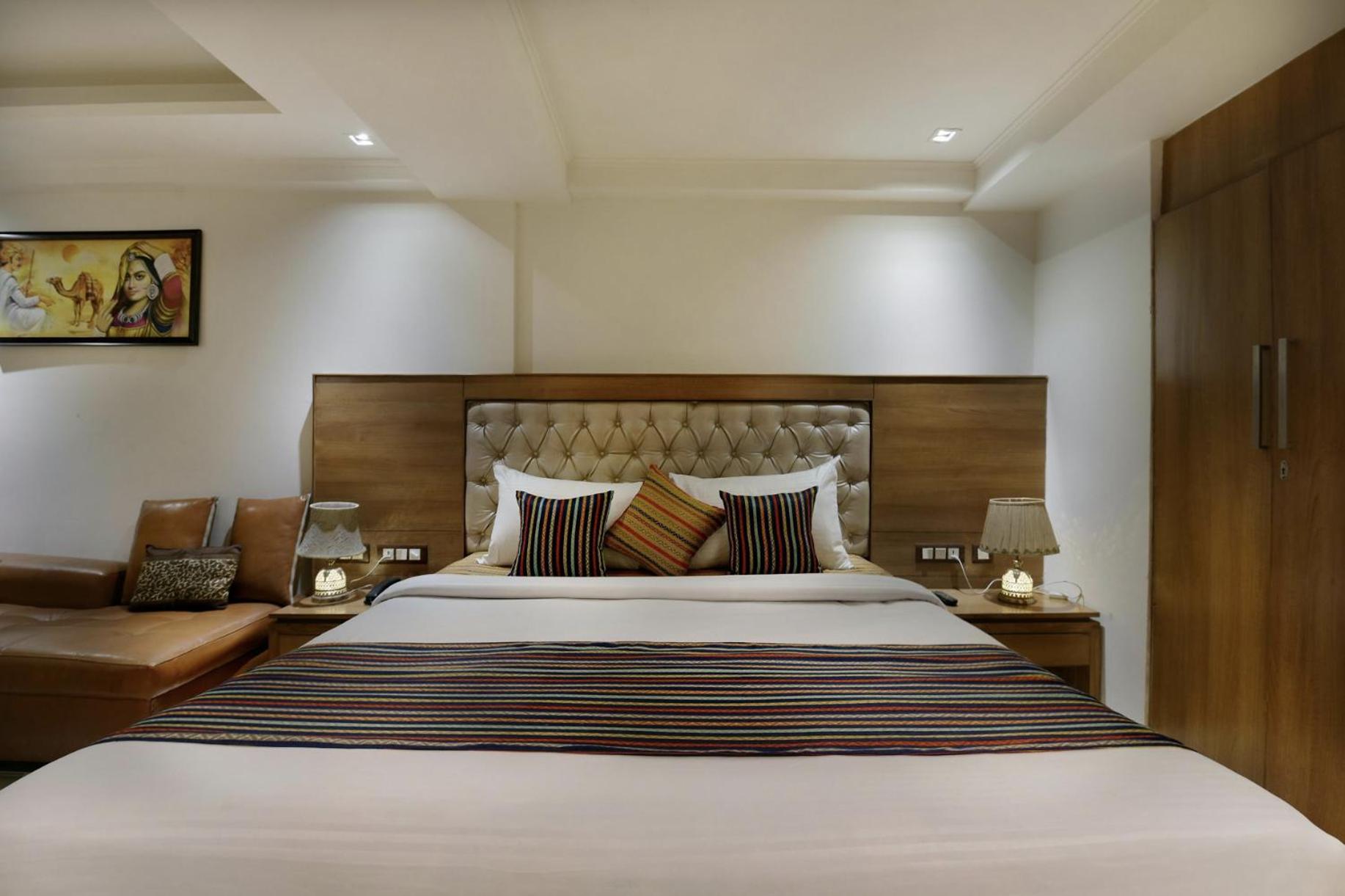 Hotel Lotus Paradise - Banquet & Dining - Near Murthal Sukhdev Rāi エクステリア 写真