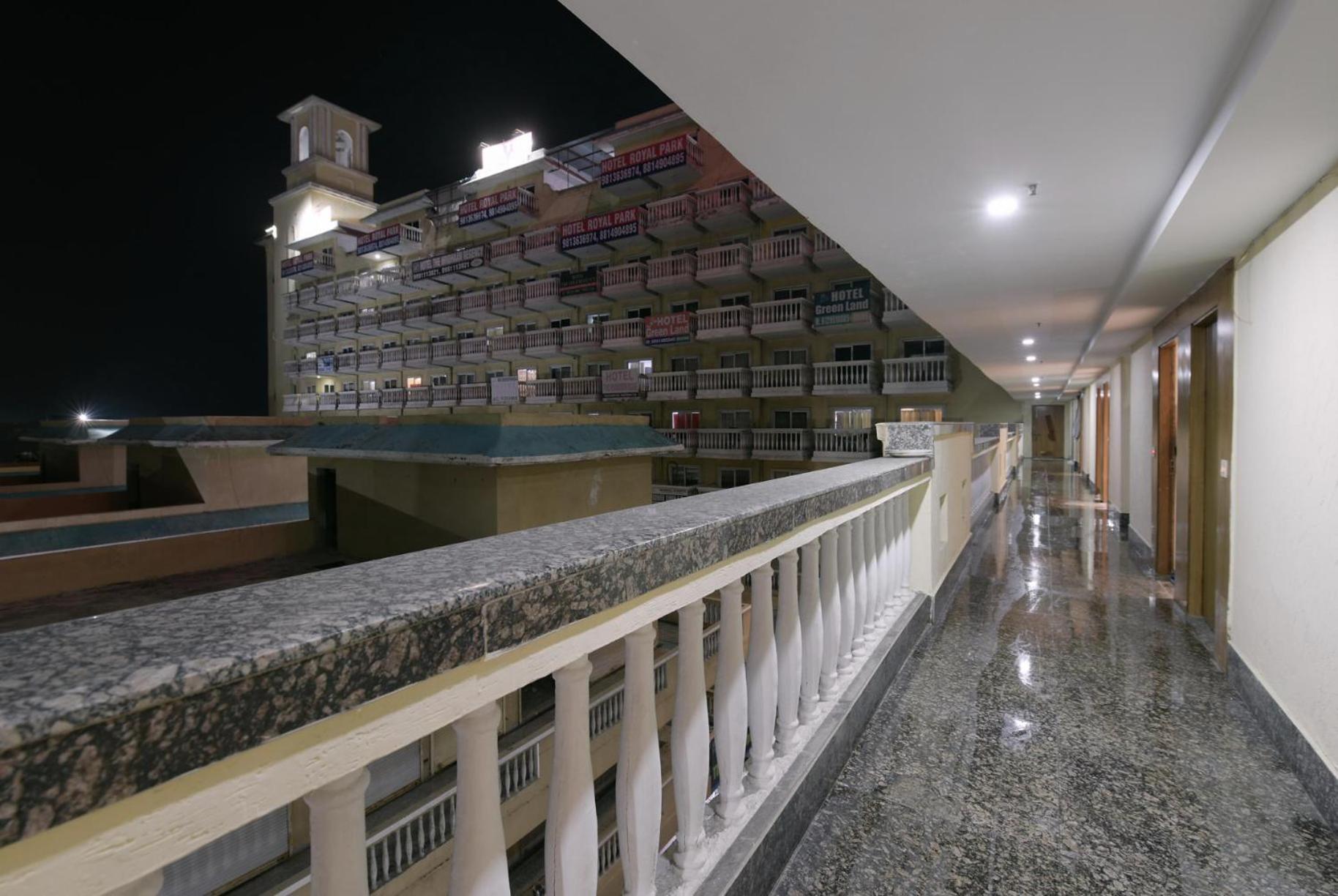 Hotel Lotus Paradise - Banquet & Dining - Near Murthal Sukhdev Rāi エクステリア 写真