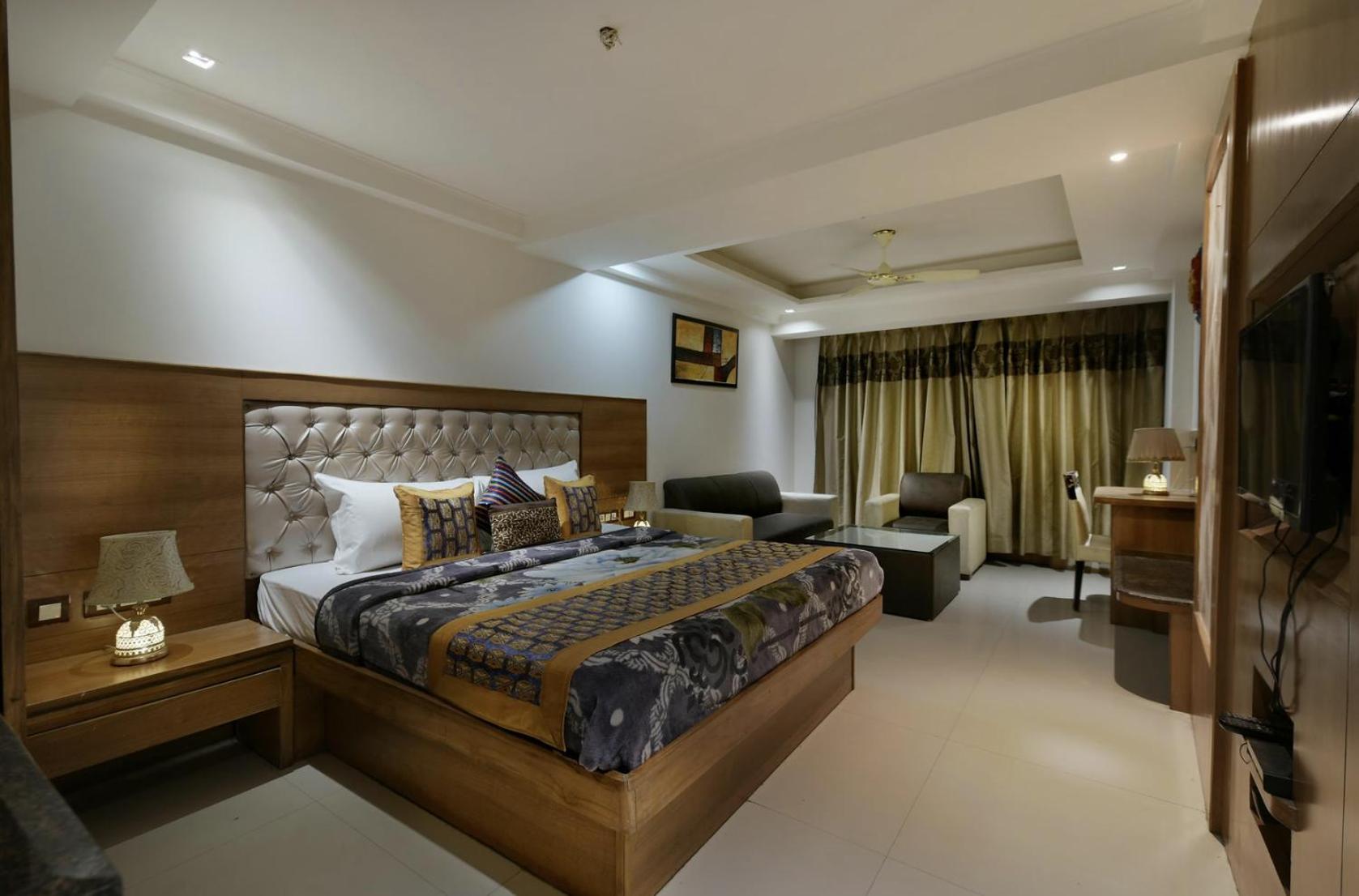Hotel Lotus Paradise - Banquet & Dining - Near Murthal Sukhdev Rāi エクステリア 写真