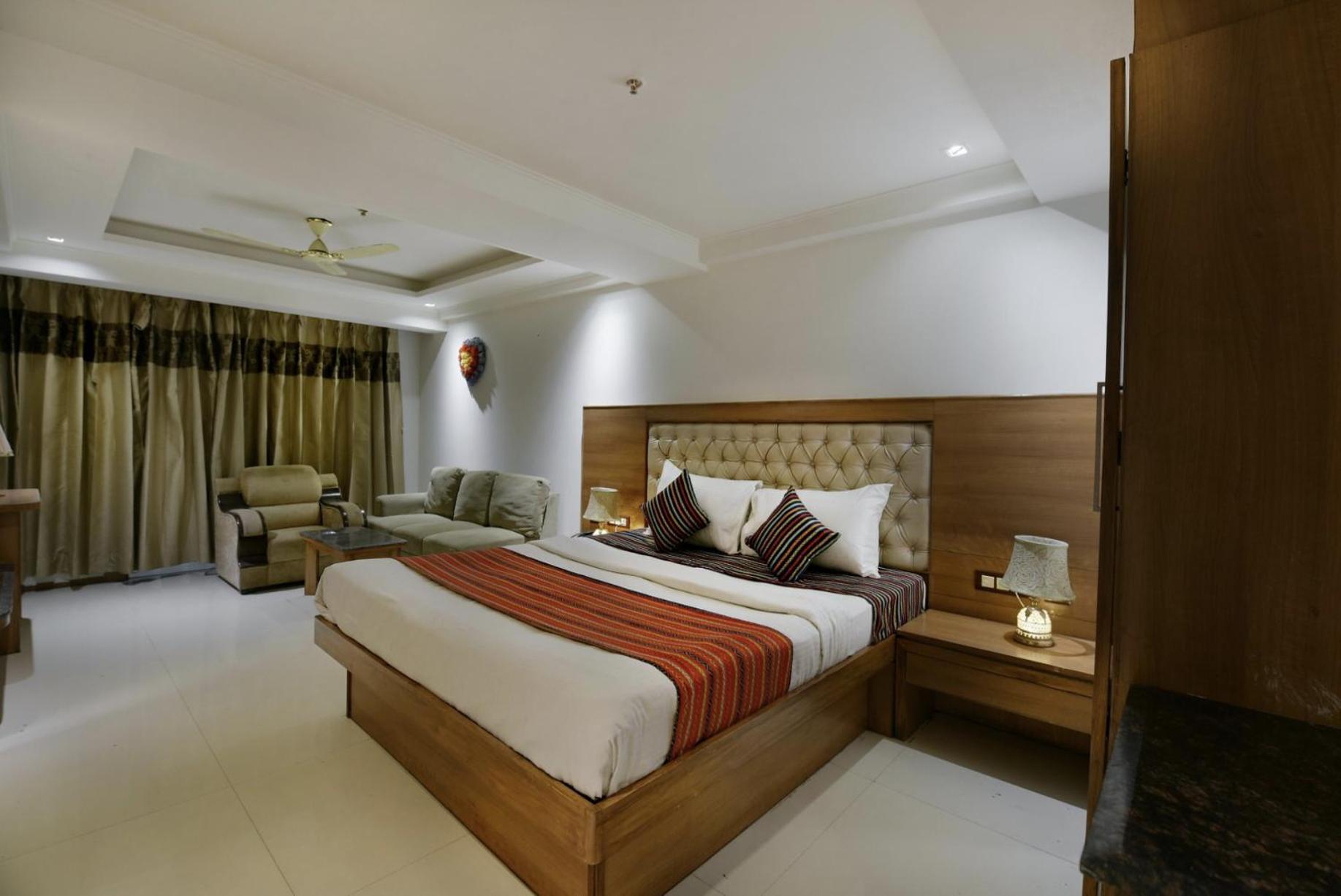 Hotel Lotus Paradise - Banquet & Dining - Near Murthal Sukhdev Rāi エクステリア 写真
